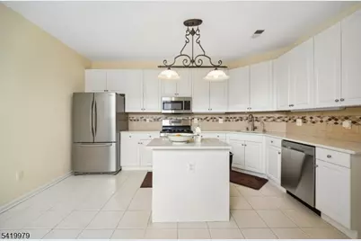 614 Turlington Ct, Livingston, NJ 07039 - Photo 18