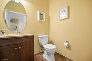 614 Turlington Ct, Livingston, NJ 07039 - Photo 12