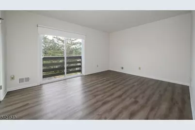 1002 Spruce Hills Dr, Glen Gardner, NJ 08826 - Photo 18