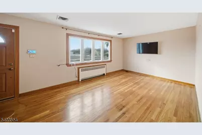 52 Broadway, Clark Township, NJ 07066 - Photo 4