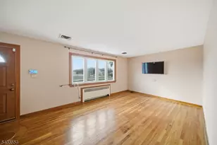 52 Broadway, Clark Township, NJ 07066 - Photo 4