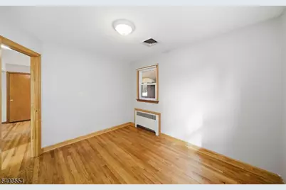 52 Broadway, Clark Township, NJ 07066 - Photo 18