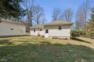 3 Morgan Ln, White Township, NJ 07823 - Photo 18