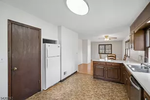 3 Morgan Ln, White Township, NJ 07823 - Photo 10