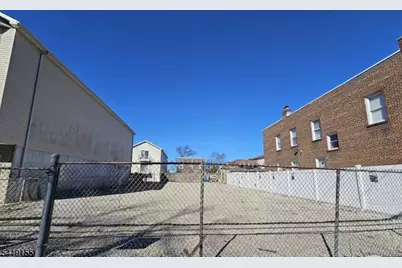 716-718 N 6th St, Newark, NJ 07107 - Photo 2