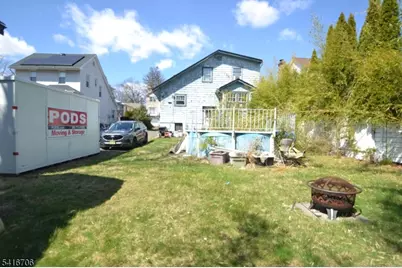 74 Cathedral Ave, Clifton, NJ 07014 - Photo 32