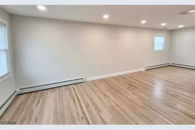 397 Lake Ave, Woodbridge Township, NJ 07067 - Photo 24