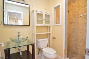 28 Joseph Dr, East Hanover Township, NJ 07936 - Photo 10