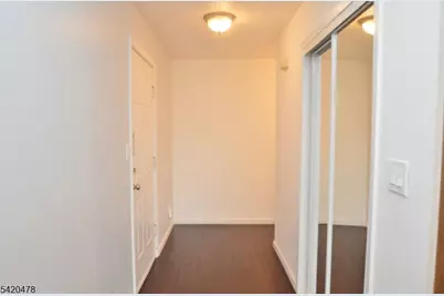 28 Joseph Dr, East Hanover Township, NJ 07936 - Photo 2