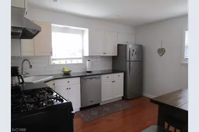 345 Redmont Rd, North Plainfield, NJ 07063 - Photo 8