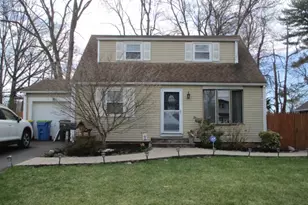 345 Redmont Rd, North Plainfield, NJ 07063 - Photo 1