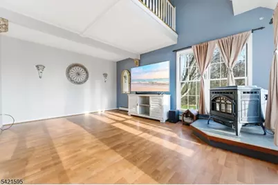 675 Uniontown Rd, Lopatcong Township, NJ 08865 - Photo 4