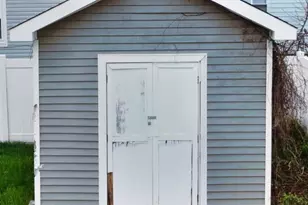 824 Chestnut St, Roselle, NJ 07203 - Photo 8