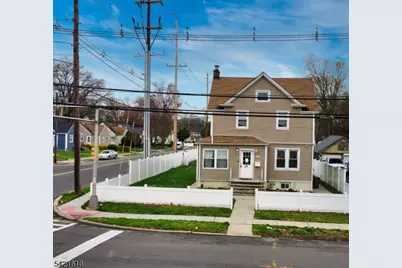 824 Chestnut St, Roselle, NJ 07203 - Photo 2