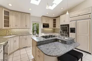 61 Barchester Way, Westfield, NJ 07090 - Photo 20