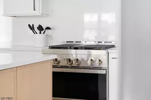 27A Willow St, Millburn, NJ 07041 - Photo 14