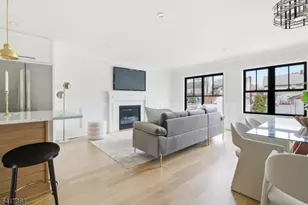 27A Willow St, Millburn, NJ 07041 - Photo 18