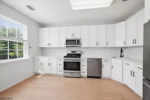 82 Hancock Dr, Morris Township, NJ 07960 - Photo 18