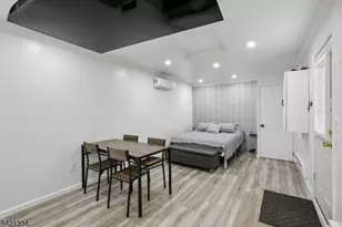 464 Meade St, Orange, NJ 07050 - Photo 36