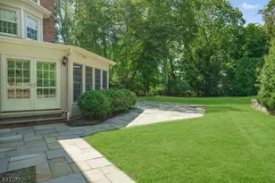 31 Forest Dr, Millburn, NJ 07078 - Photo 12