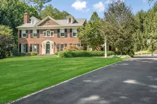 31 Forest Dr, Millburn, NJ 07078 - Photo 2