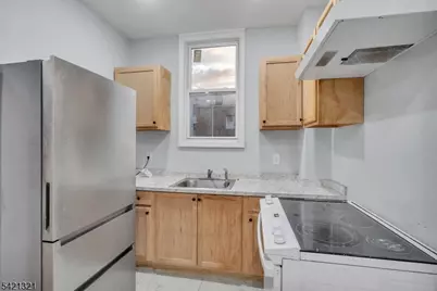 90 Park Ave, Paterson, NJ 07501 - Photo 10