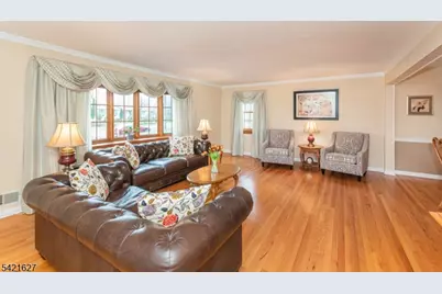 4 Oak Rdg, North Caldwell, NJ 07006 - Photo 4