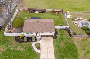 63 Arden St, Franklin Township, NJ 08873 - Photo 4