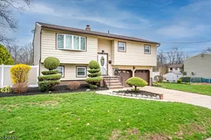 63 Arden St, Franklin Township, NJ 08873 - Photo 2