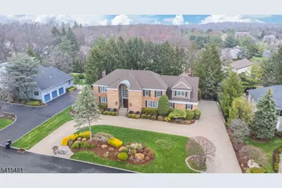 5 Blackberry Ln, North Caldwell, NJ 07006 - Photo 2