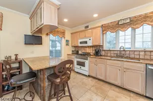 10 Cleveland Rd, Caldwell Boro Twp., NJ 07006 - Photo 12