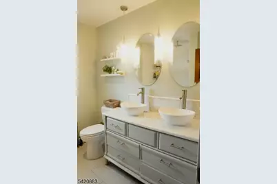 210 Pershing Ave, Roselle Park, NJ 07204 - Photo 32