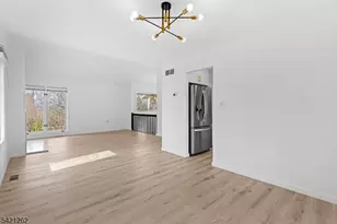 8 Canada Goose Dr, Allamuchy Township, NJ 07840 - Photo 4