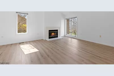 8 Canada Goose Dr, Allamuchy Township, NJ 07840 - Photo 2