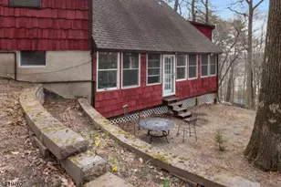 56 Cliff Rd, West Milford, NJ 07480 - Photo 30