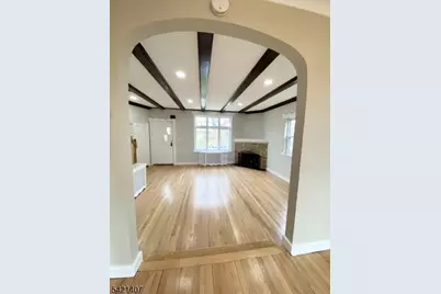 29 Sussex Rd, Clifton, NJ 07012 - Photo 4