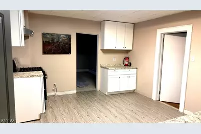 21 Bloomfield Ave #3R, Bloomfield, NJ 07003 - Photo 1