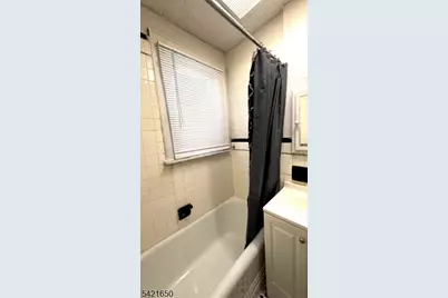 21 Bloomfield Ave #3R, Bloomfield, NJ 07003 - Photo 16