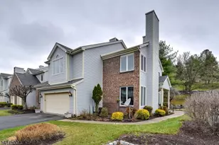 12 Aynsley Ct, Montville Township, NJ 07045 - Photo 2