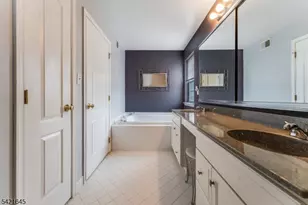 414 Hamilton Dr, Greenwich Township, NJ 08886 - Photo 24