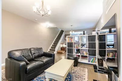 23 Howell Pl, Kearny, NJ 07032 - Photo 6