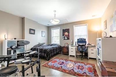 23 Howell Pl, Kearny, NJ 07032 - Photo 20