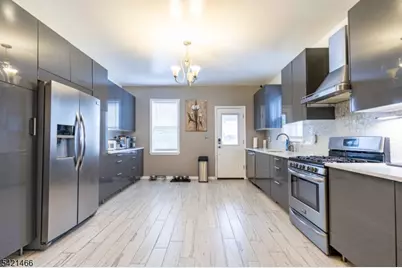 23 Howell Pl, Kearny, NJ 07032 - Photo 12