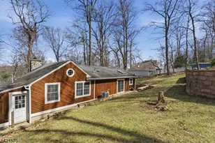 159 Glenside Trail, Byram Township, NJ 07871 - Photo 10