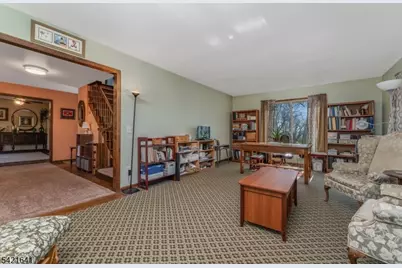 514 Lannon Ln, Bethlehem Township, NJ 08826 - Photo 8