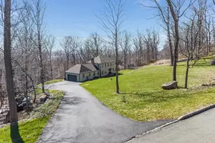 514 Lannon Ln, Bethlehem Township, NJ 08826 - Photo 4