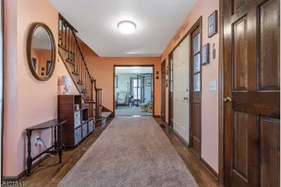 514 Lannon Ln, Bethlehem Township, NJ 08826 - Photo 6