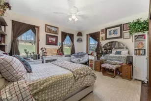 514 Lannon Ln, Bethlehem Township, NJ 08826 - Photo 22