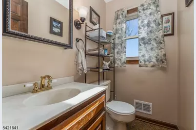 514 Lannon Ln, Bethlehem Township, NJ 08826 - Photo 20