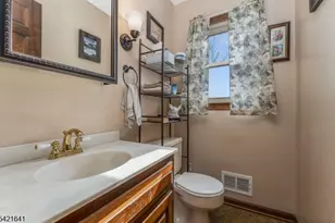 514 Lannon Ln, Bethlehem Township, NJ 08826 - Photo 20